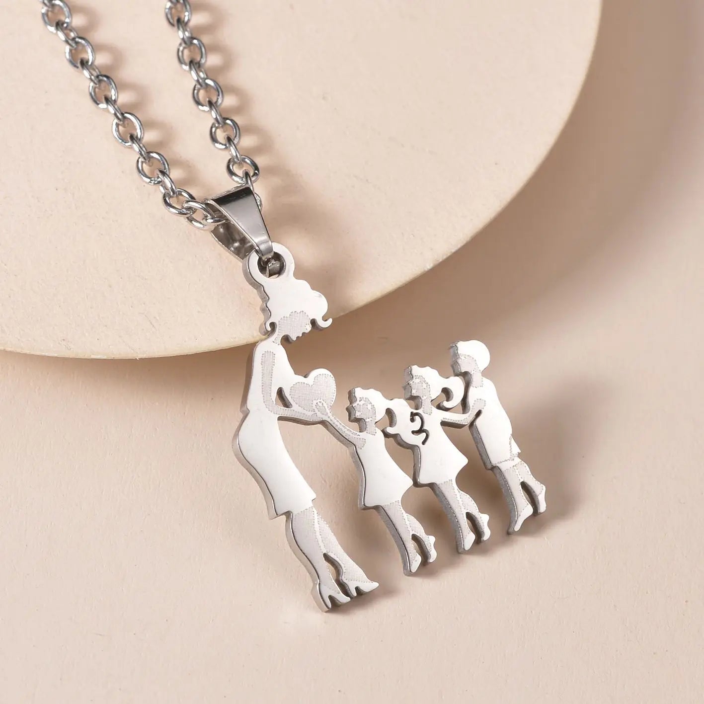 Mom Daughter Son Family Necklace Stainless Steel Chain Multiples Childs Silver Color Pendant Jewelry Women Mother's Day Gift